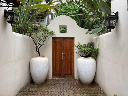 Vagator House | The Greendoor Villa - Bogen, Lux, Pvt Pool, beach