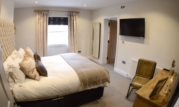 Grantham Bed & Breakfast | The Gregory