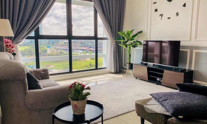 Putrajaya Apartment | The Icon Conezion IOI Resort City, Golf and IOI Mall View 3BR