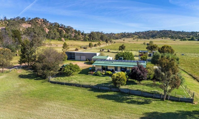 Frog Rock House | The Ithaca Farm Experience A Unique Mudgee Escape
