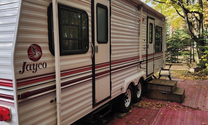 Presque Isle House | The Jayco - Cozy Camper on a lake in Presque Isle - Wisconsin's last wilderness