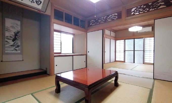 Shikokuchuo House | The KeiHouse in the mountains surrounded by the sounds of nature where pets are also allowed /Shikokuchuo Ehime