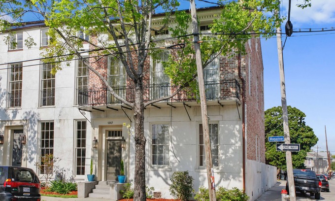 Lower Garden District House | The King of Magazine 5 BR in L Garden District