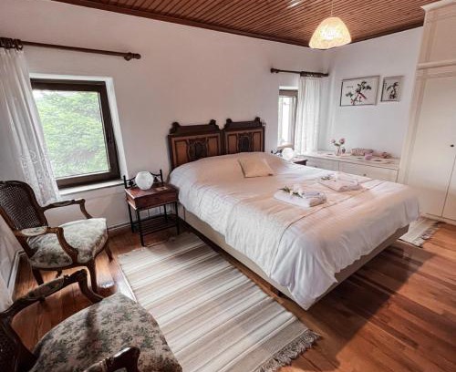 Kalivia House | The Lady of the Lake