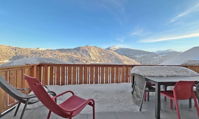 Granges Apartment | The Laughing Cow - 10 mns from Sion and ski