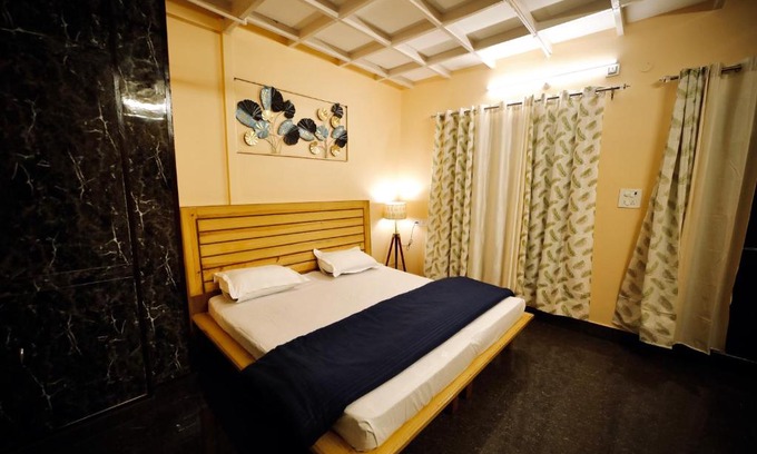 Bullawala House | The Location, A Penthouse