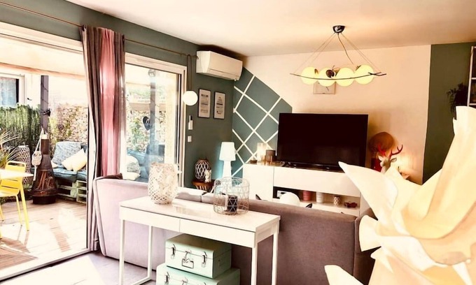 Collias Villa | The magnificent getaway villa with pool