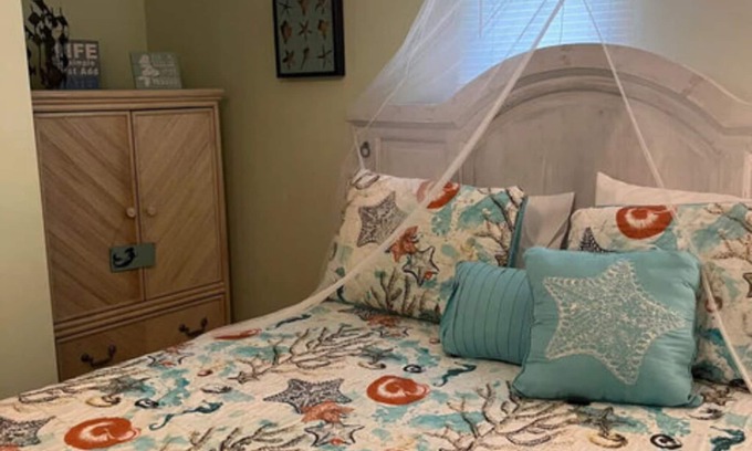 Weeki Wachee Gardens Apartment | The Mermaid Landing River Retreat