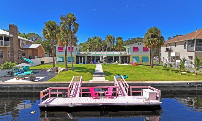 New Port Richey Estates House | The Mermaid Studio