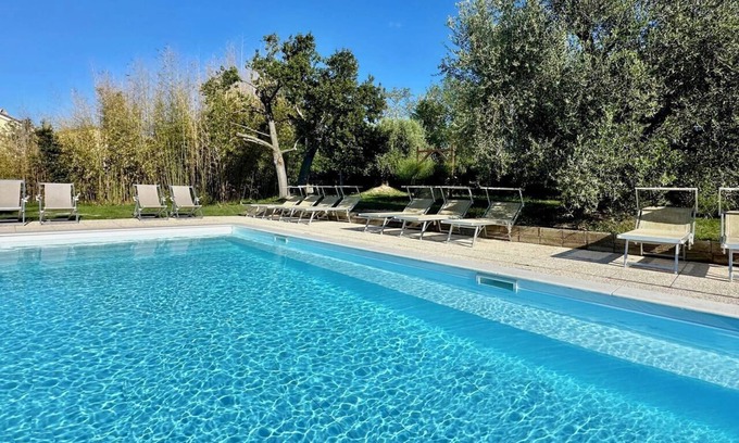 Bettolelle Apartment | The Mimosa in historic villa with pool and air cond in Senigallia