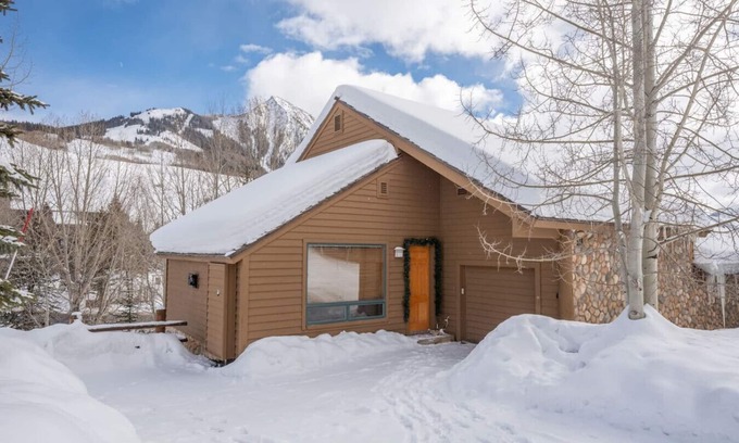 Crested Butte House | The Mount Crested Butte Snowmass Chalet