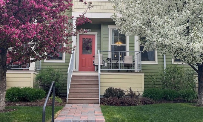 Hailey House | The Music House at Sweetwater 2BD 2BA Condo - Hot Tub, Pool, & lots of adventure