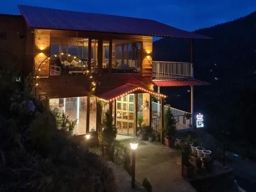 Naina Range Other | The Mystic Pines