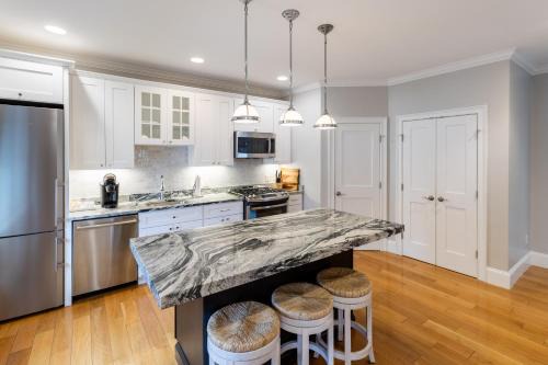 Yachting Village Apartment | The Newport Lofts - 611 Thames Street