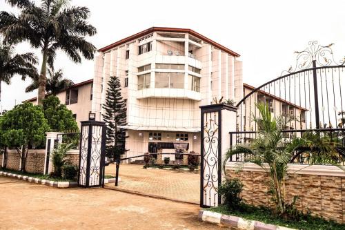 Ozubulu Hotel | The Nnewi Hotel and Events Center