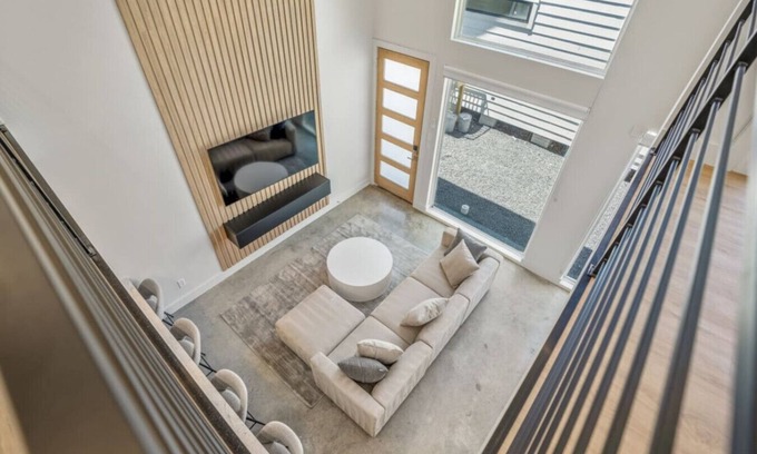 Greater East End Apartment | The O'Four Lofts Cabin, Unit C