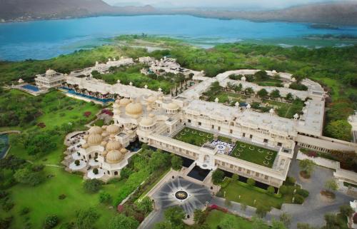 Lake Pichola Resort | The Oberoi Udaivilas Udaipur