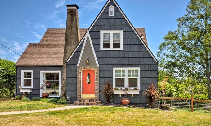 North Bend House | The Old McCullough Home with Rooftop Deck, View