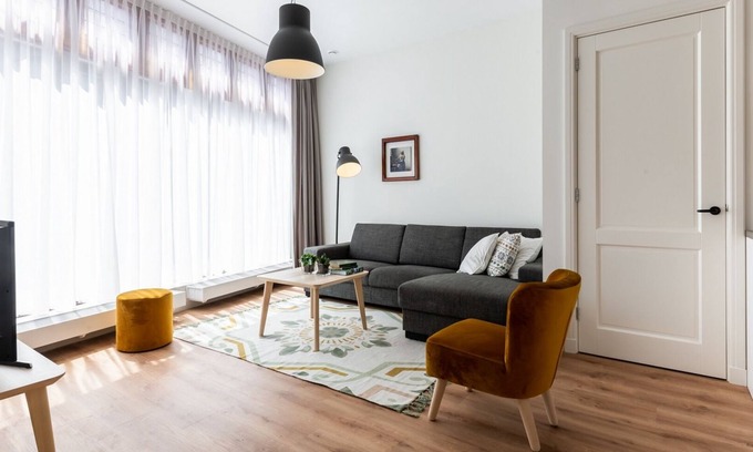 Leiden Apartment | The old store: a completely renovated apartment in the center of Leiden