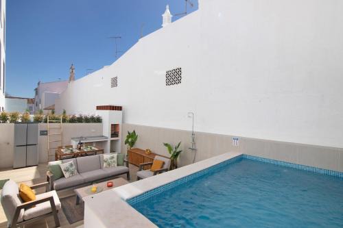 Tavira House | The Olive Tree Apartment