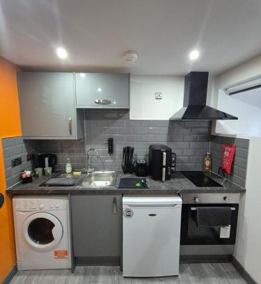 Bradford Apartment | The Orange Outpost - City Centre