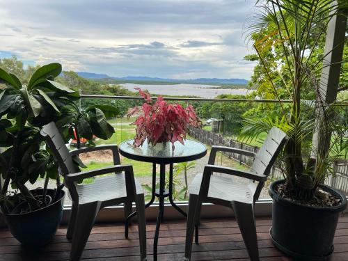 Cooktown Bed & Breakfast | The Orchid Suite - 2 Bed 1 Bath Apartment in Cooktown