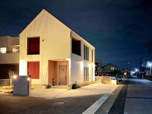Inzai House | The Owl フクロウ
