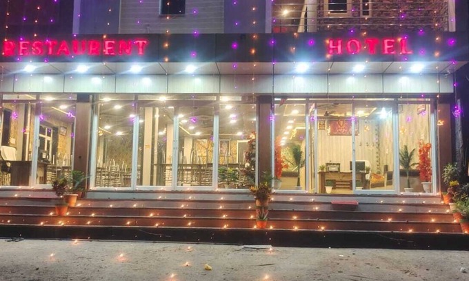 Sapotra Hotel | THE PACHOURI HOTEL & RESTAURENT