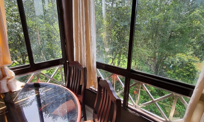 Moolakadai Hotel | The Paradise by Prasanth