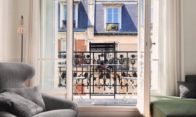 19th Arrondissement Apartment | THE PARISIAN NEST π«π· 60m2 with balcony βοΈ