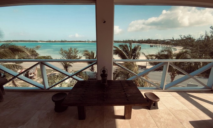 Green Turtle Cay Apartment | The Penthouse with sweeping views of Cocoa bay beach , green turtles & Rays