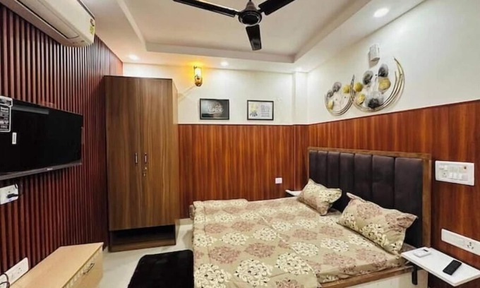 Delhi Cantonment Apartment | The Puzzle by Prahar Homes 8