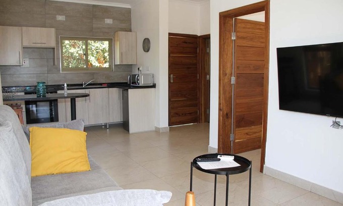 Lusaka Apartment | ! The ranch - Superb serviced apartment with garden