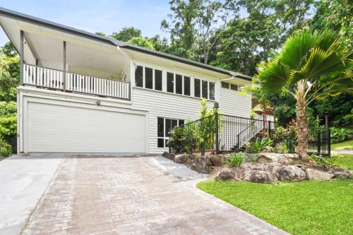 Aeroglen House | The Residence- Rainforest Retreat