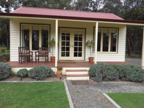 Ashbourne House | The Retreat at Amryhouse