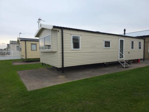 Towyn Apartment | The Retreat Vacation - Winkups Holiday Park