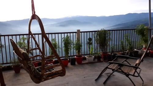 Karsiyang Bed & Breakfast | The River View Homestay