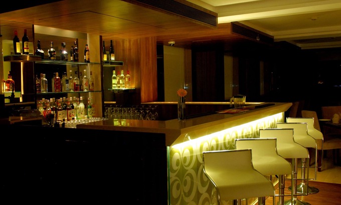 Ghatkopar West Hotel | The Roa