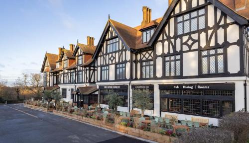 Chingford Hotel | The Royal Forest - A Heartwood Inn