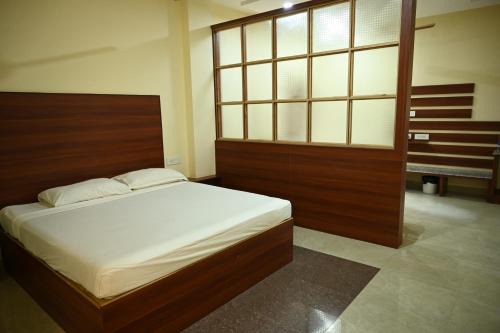 Rajgir Hotel | The Royal Residency