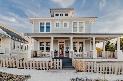 Seabrook House | The Salty Mermaid by Seabrook Hospitality