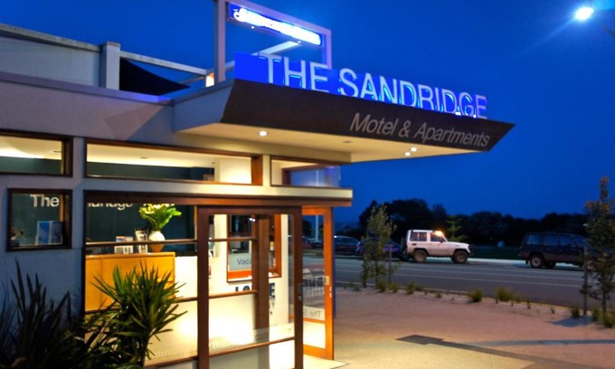 Lorne Hotel | The Sandridge Motel