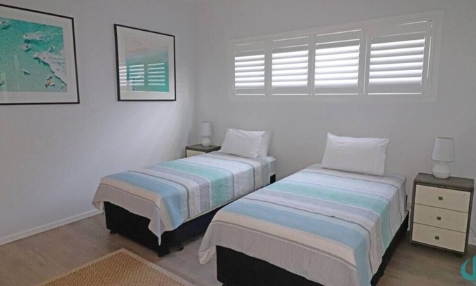 Caves Beach House | The Sands, views over Caves Beach