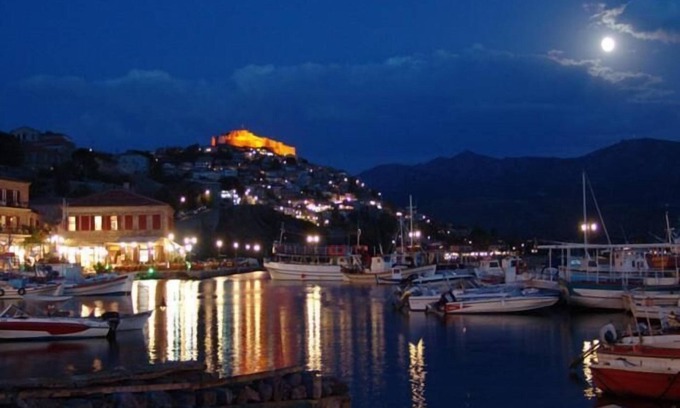 Mithimna House | The Schoolmistress With the Golden Eyes