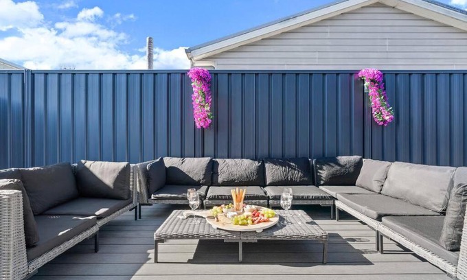 Umina Beach House | The Seachange - Brand New, Beachy Family Retreat.