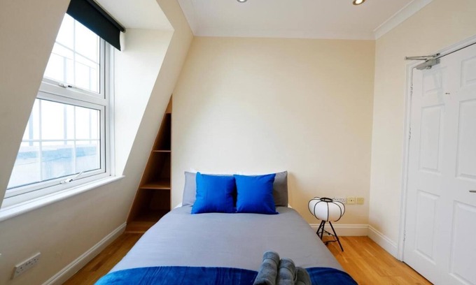 Somers Town House | The Shakespeare Residence in Kings Cross! 3 Floors