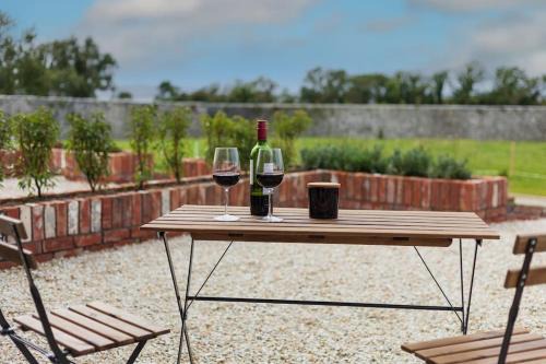 Roscoe House | 'The Stables' (Tigh Johnny Mór)