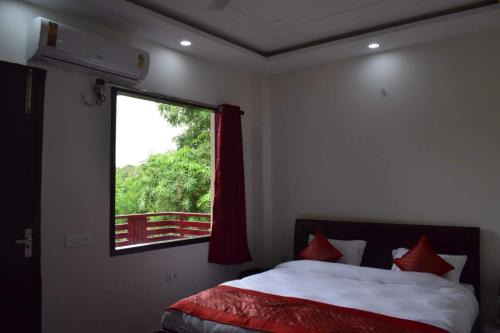 Greater Noida Bed & Breakfast | The Starling BnB