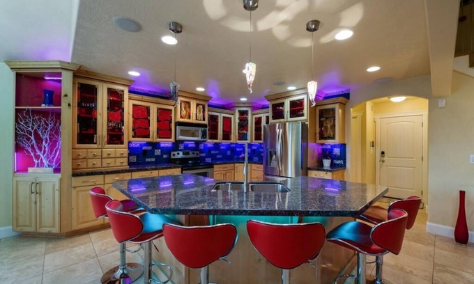 Pleasant Grove House | THE SUNSET OASIS! Your resort that feels like HOME!