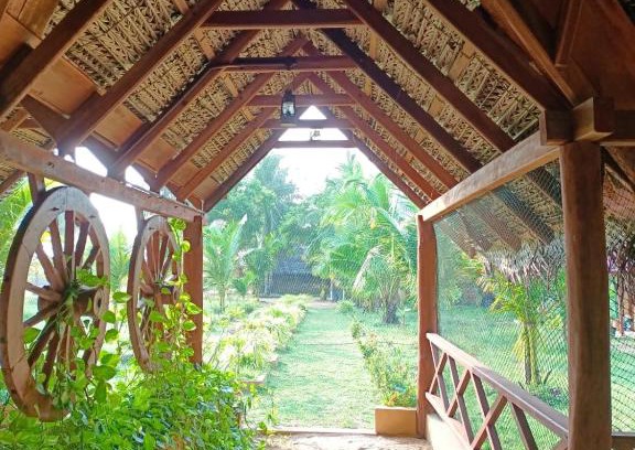 Uppuveli House | The Tottam Beach Hotel - Trincomalee